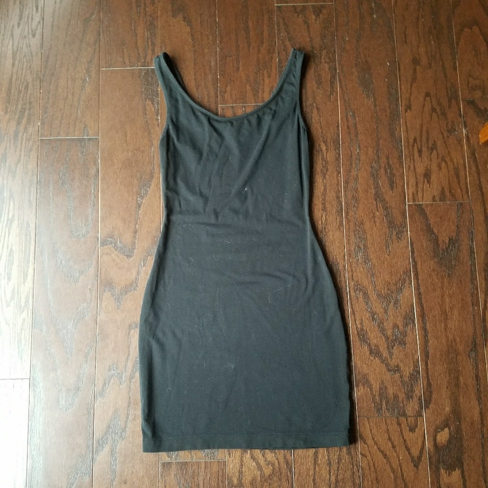 FLASH SALE Basic Black Bodycon Dress